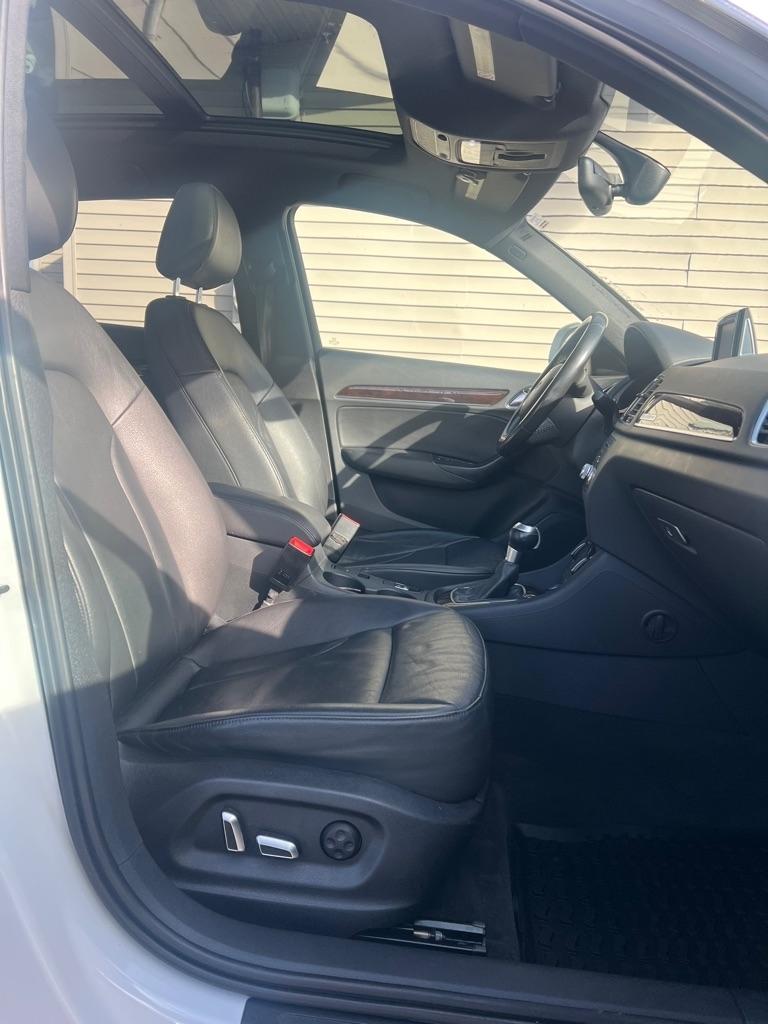 Audi Q3 2.0T quattro Premium Plus 2016