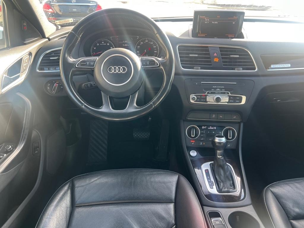 Audi Q3 2.0T quattro Premium Plus 2016