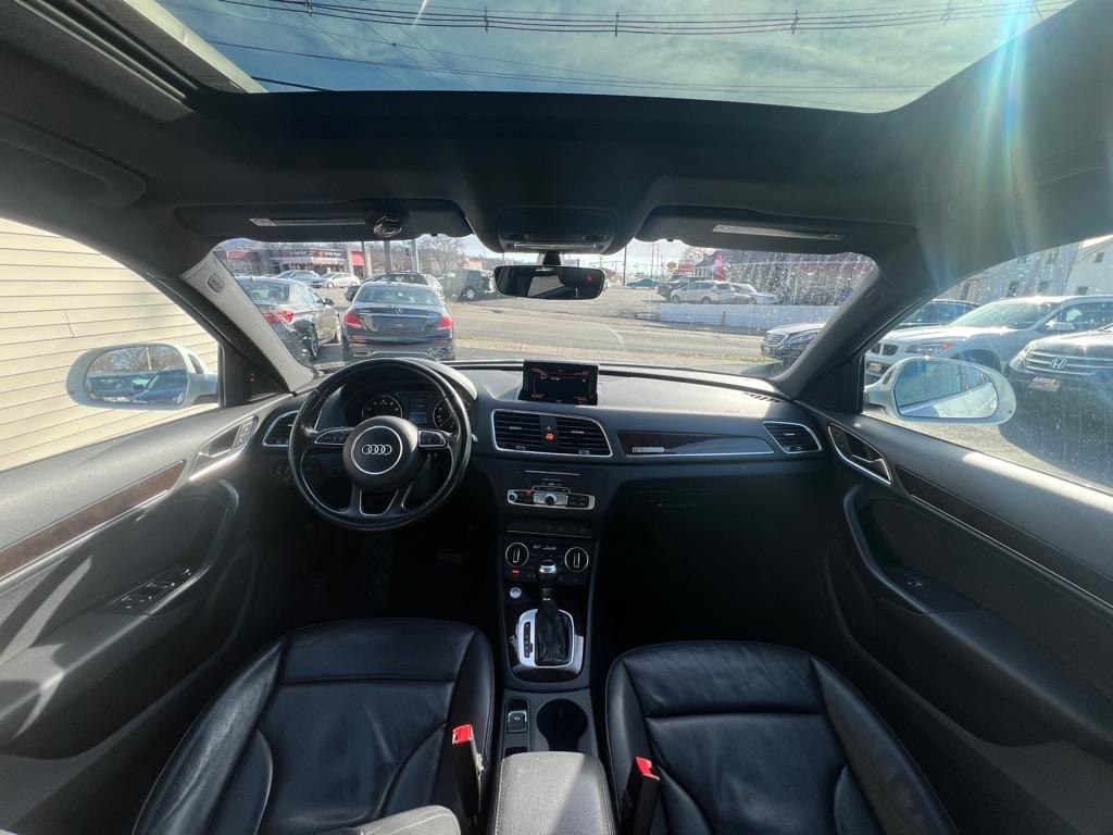 Audi Q3 2.0T quattro Premium Plus 2016