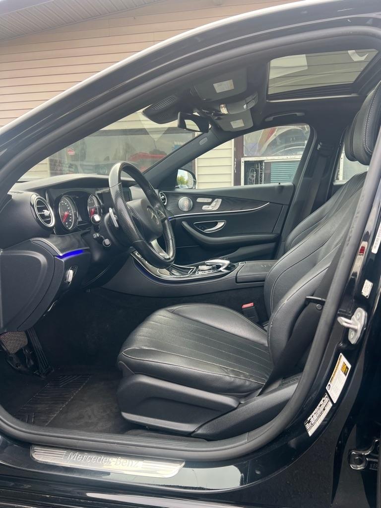 Mercedes-Benz E-Class E300 Luxury 4MATIC Sedan 2017