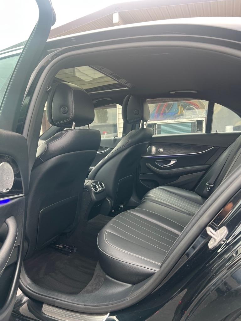 Mercedes-Benz E-Class E300 Luxury 4MATIC Sedan 2017