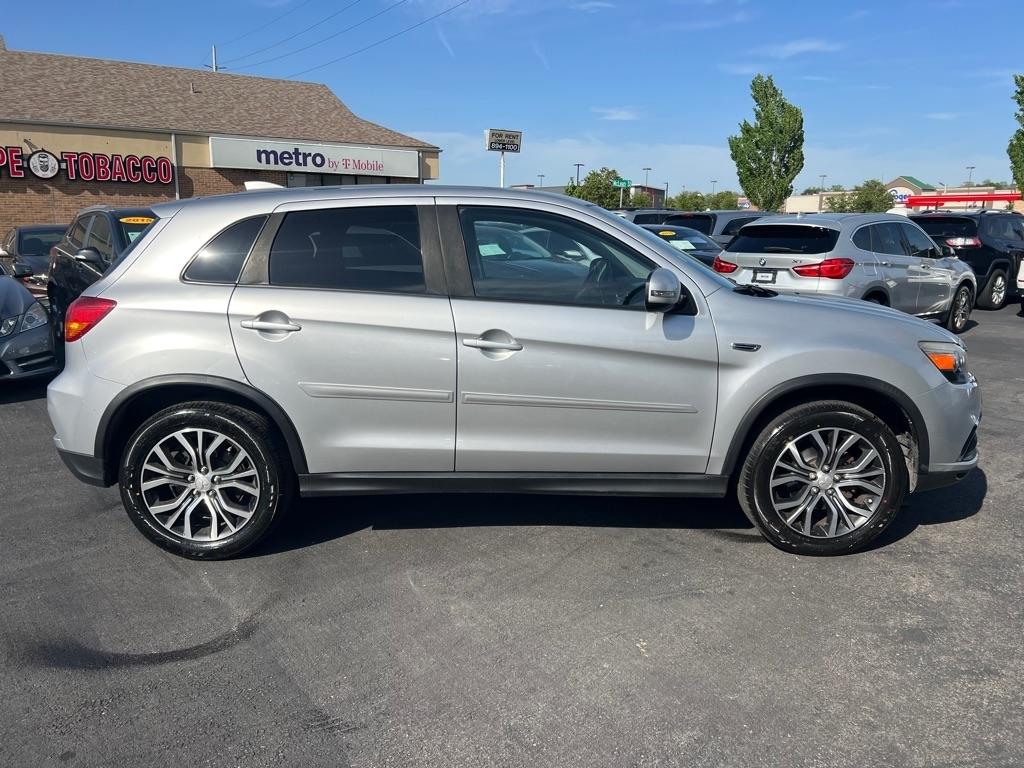 Mitsubishi Outlander Sport 2.0 ES 5M 2019