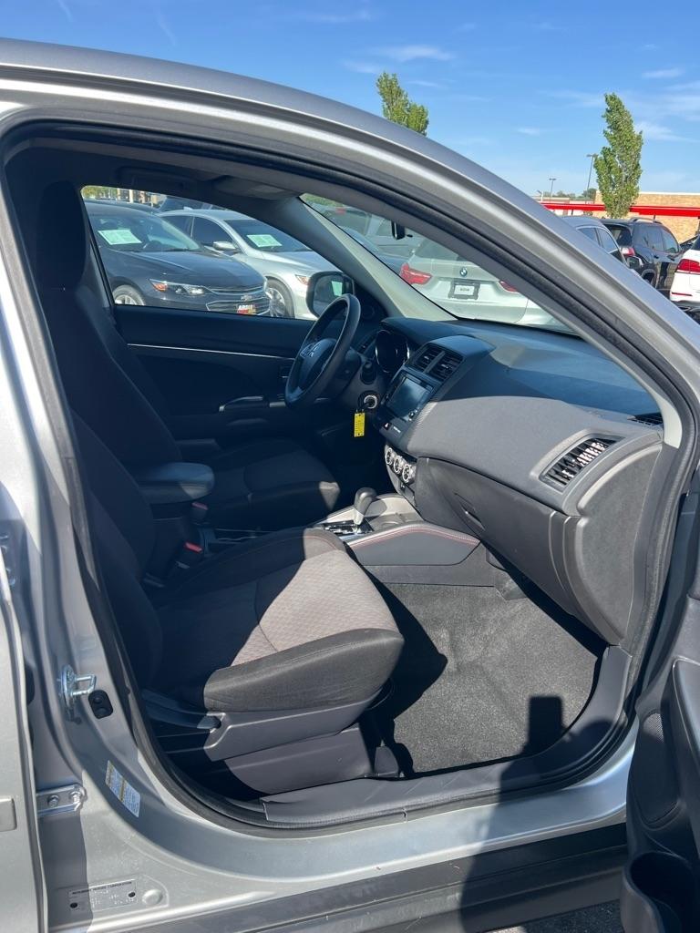 Mitsubishi Outlander Sport 2.0 ES 5M 2019
