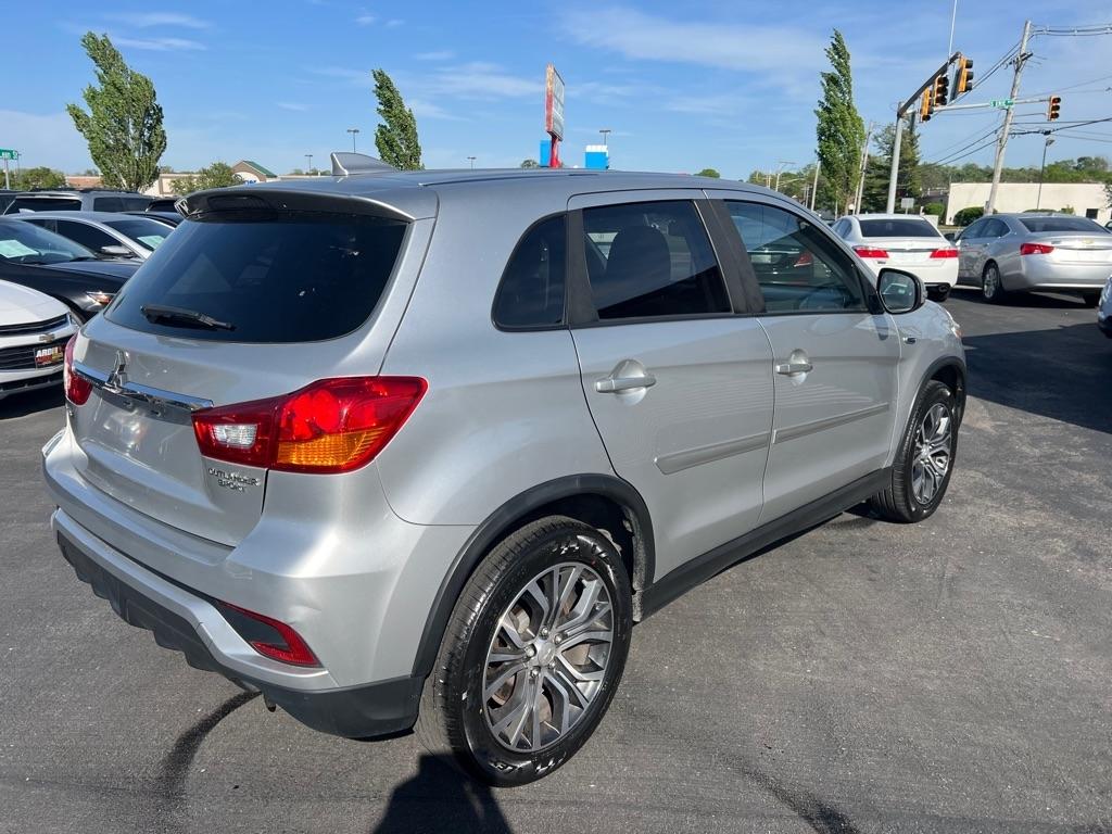 Mitsubishi Outlander Sport 2.0 ES 5M 2019