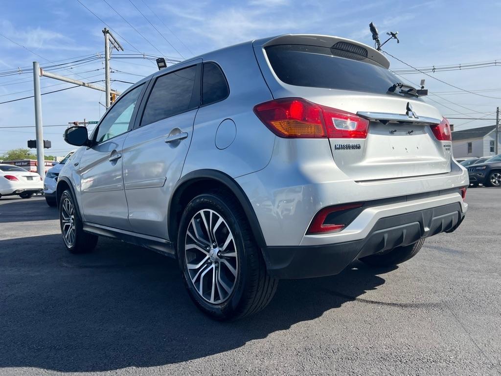 Mitsubishi Outlander Sport 2.0 ES 5M 2019