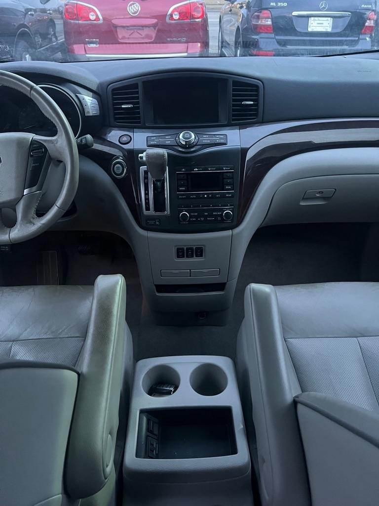 Nissan Quest 3.5 S 2011