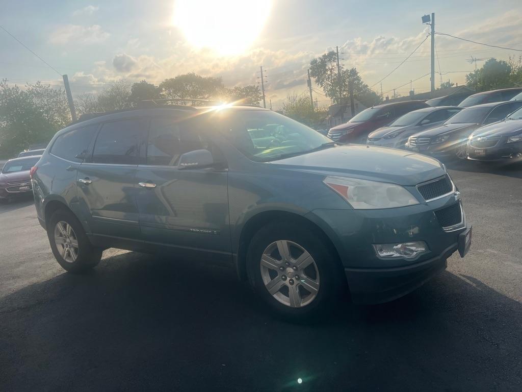 Chevrolet Traverse LT1 FWD 2009