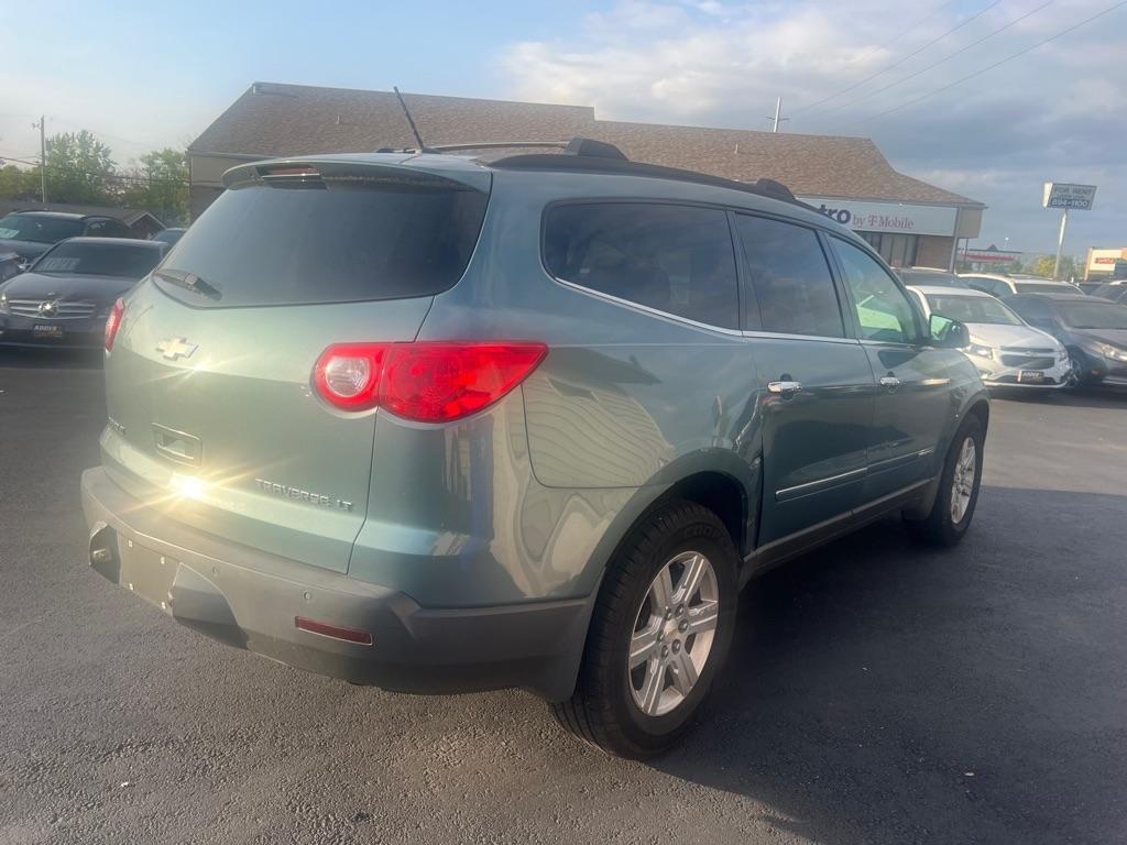 Chevrolet Traverse LT1 FWD 2009