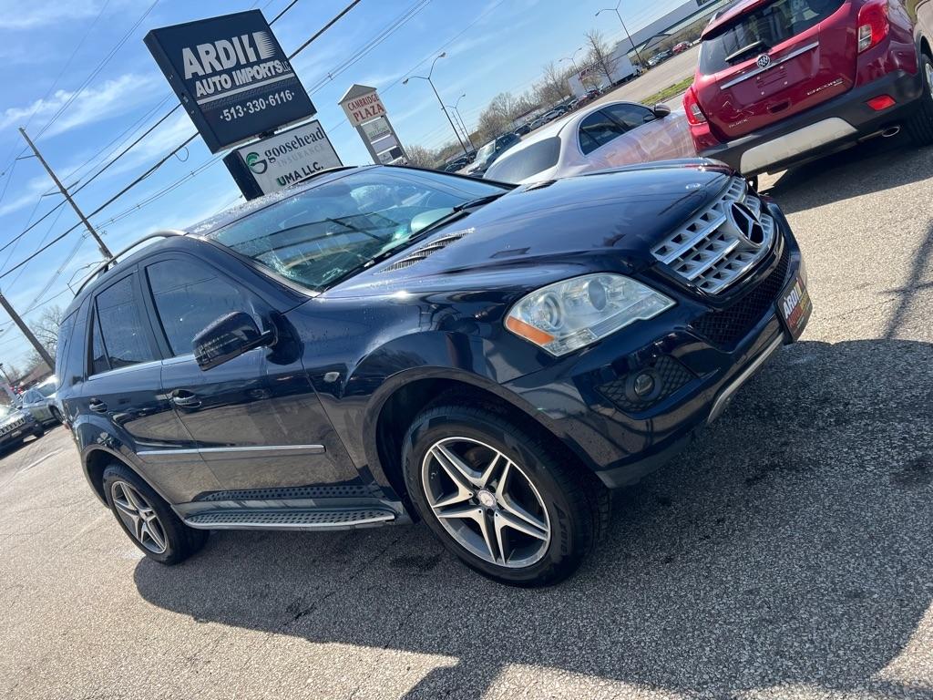 Mercedes-Benz M-Class ML350 4MATIC 2011
