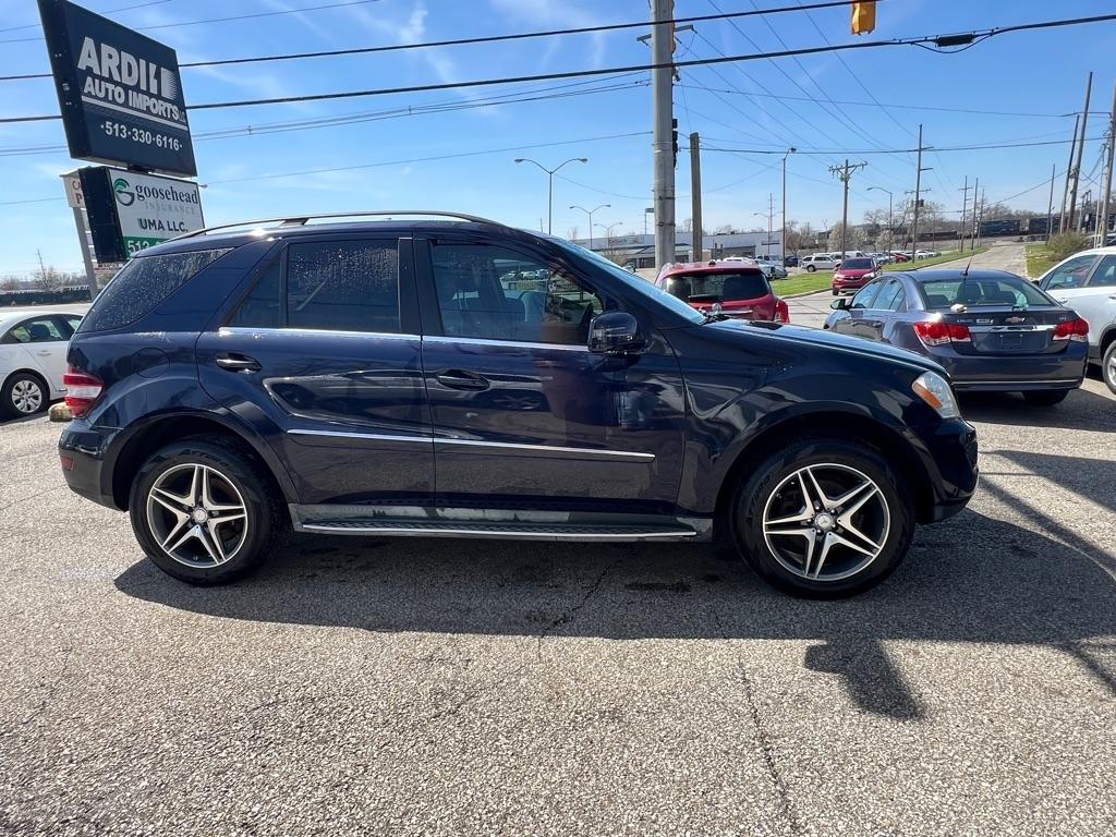 Mercedes-Benz M-Class ML350 4MATIC 2011
