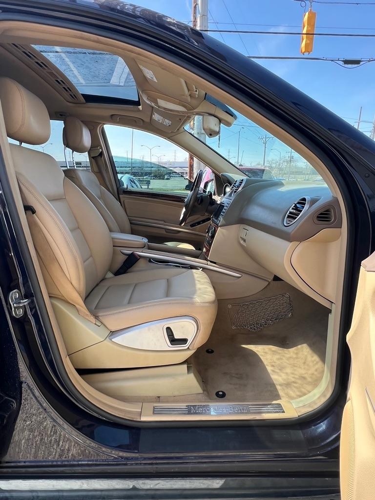 Mercedes-Benz M-Class ML350 4MATIC 2011