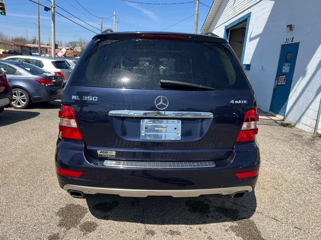 Mercedes-Benz M-Class ML350 4MATIC 2011