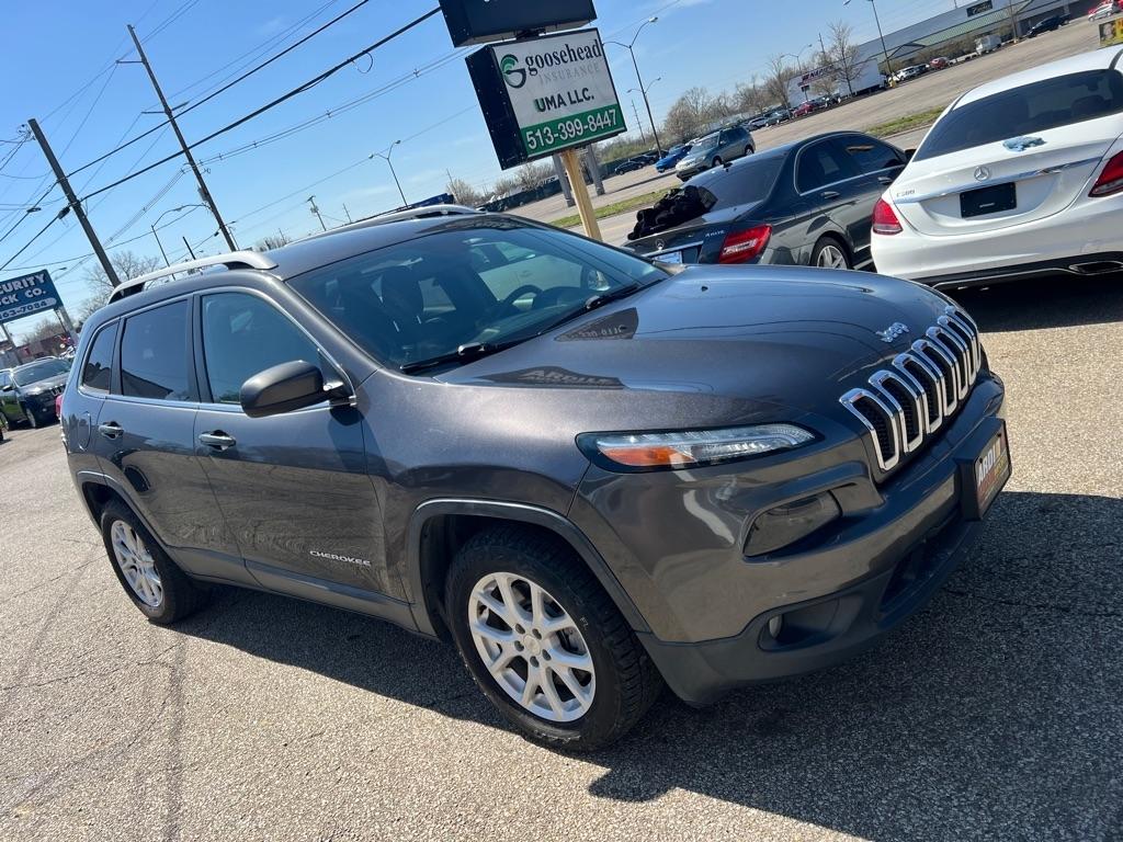 Jeep Cherokee Latitude FWD 2017