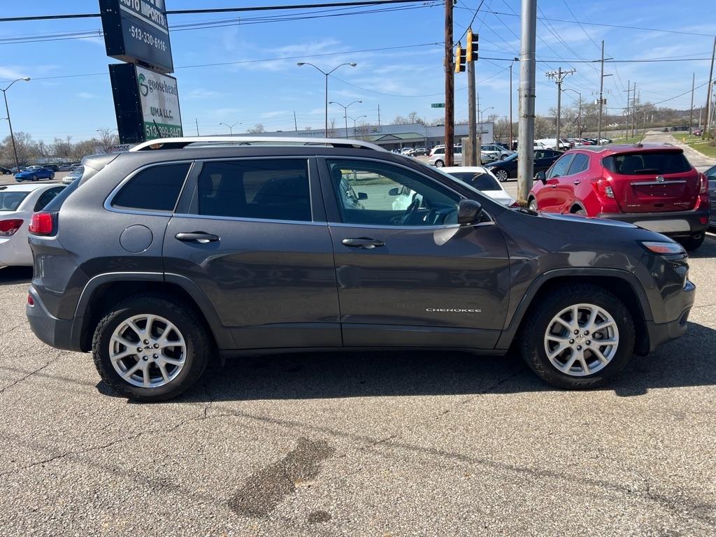 Jeep Cherokee Latitude FWD 2017