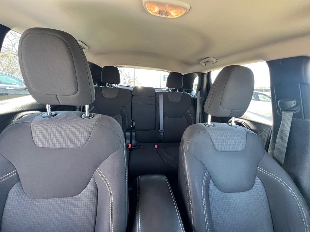 Jeep Cherokee Latitude FWD 2017