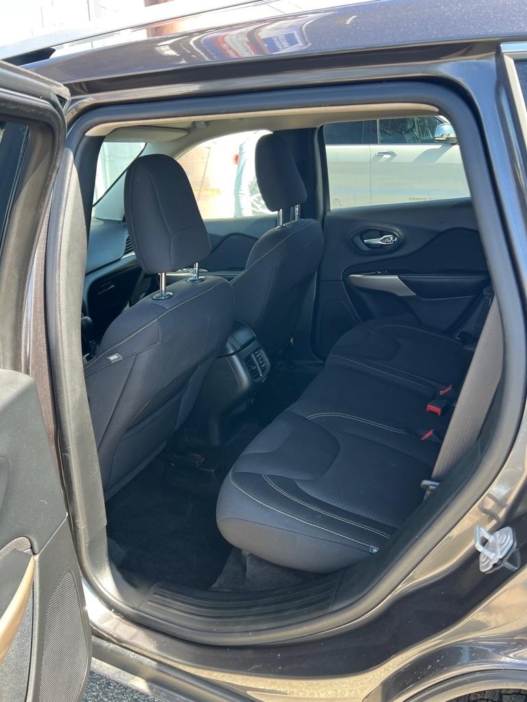 Jeep Cherokee Latitude FWD 2017