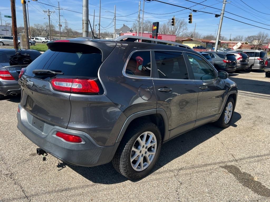 Jeep Cherokee Latitude FWD 2017