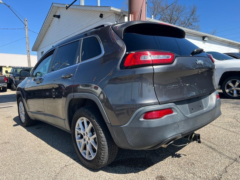 Jeep Cherokee Latitude FWD 2017