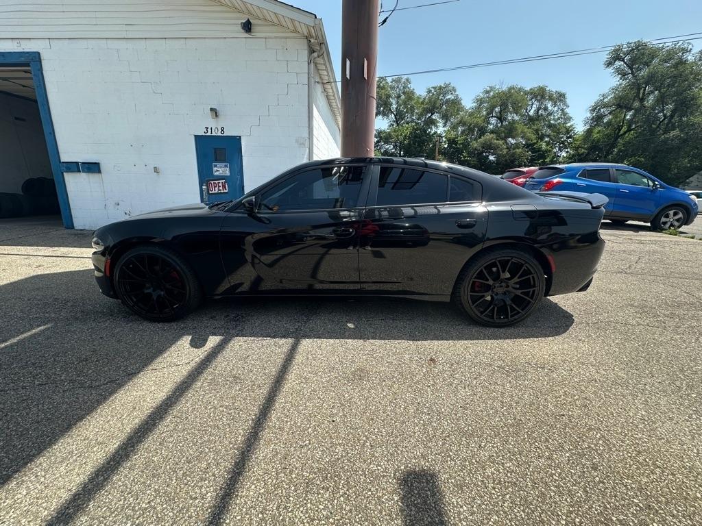 Dodge Charger SXT 2016