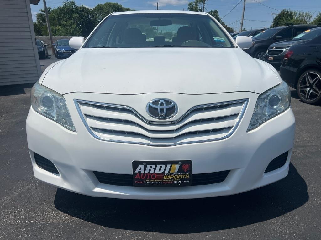 Toyota Camry SE 6-Spd MT 2010