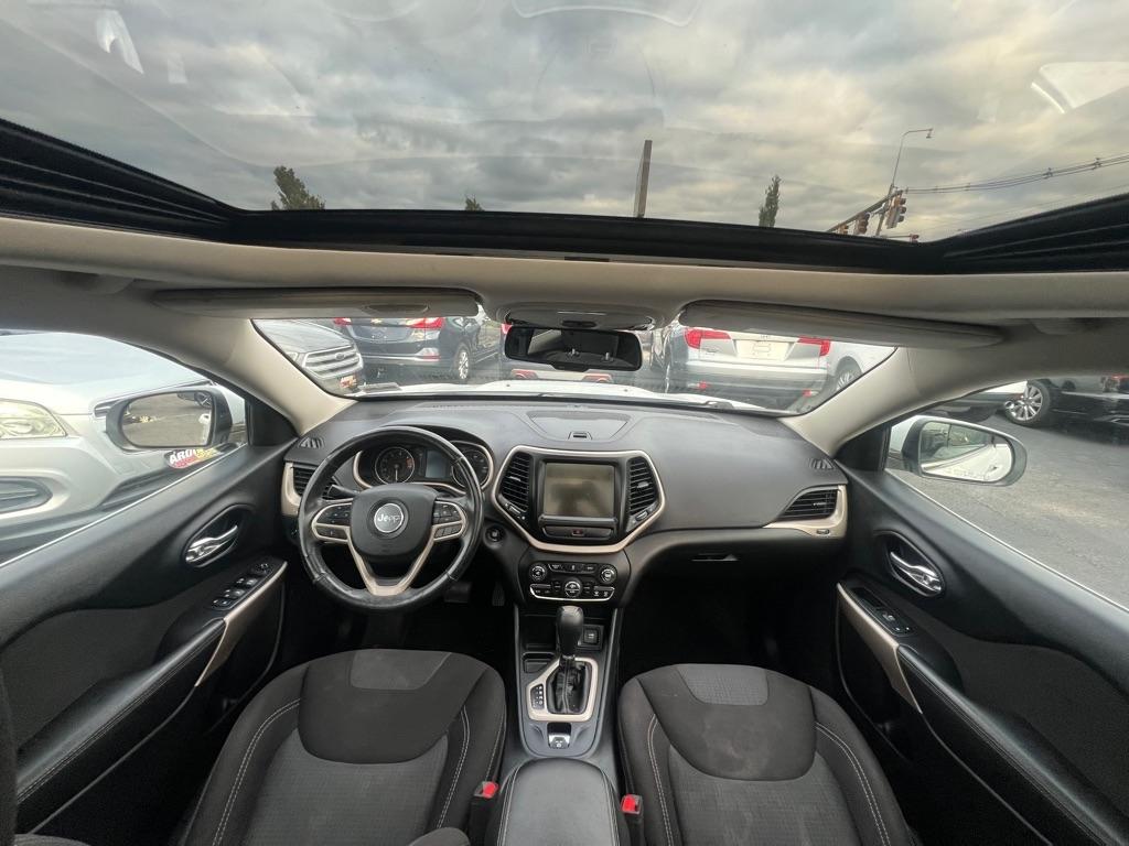 Jeep Cherokee Latitude FWD 2017