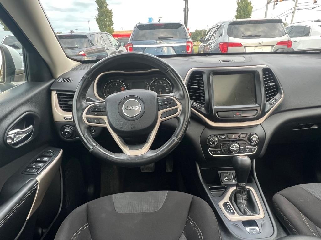 Jeep Cherokee Latitude FWD 2017
