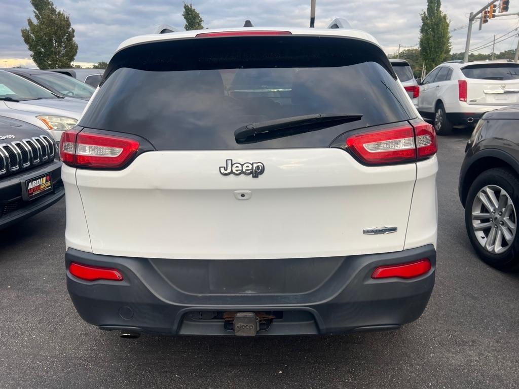Jeep Cherokee Latitude FWD 2017