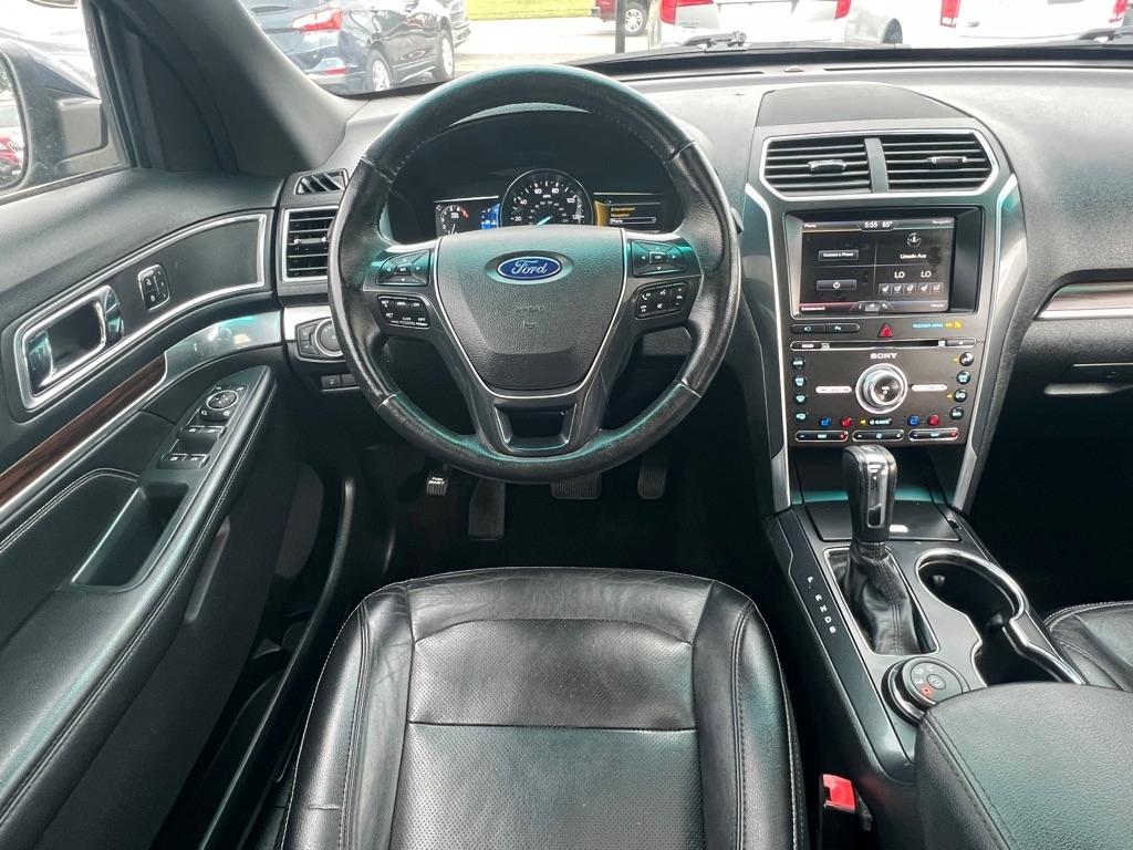 Ford Explorer Limited 4WD 2016