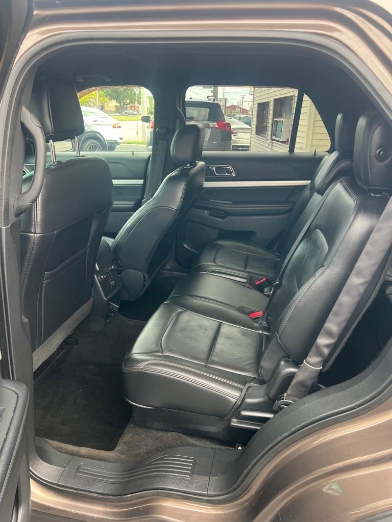 Ford Explorer XLT FWD 2016