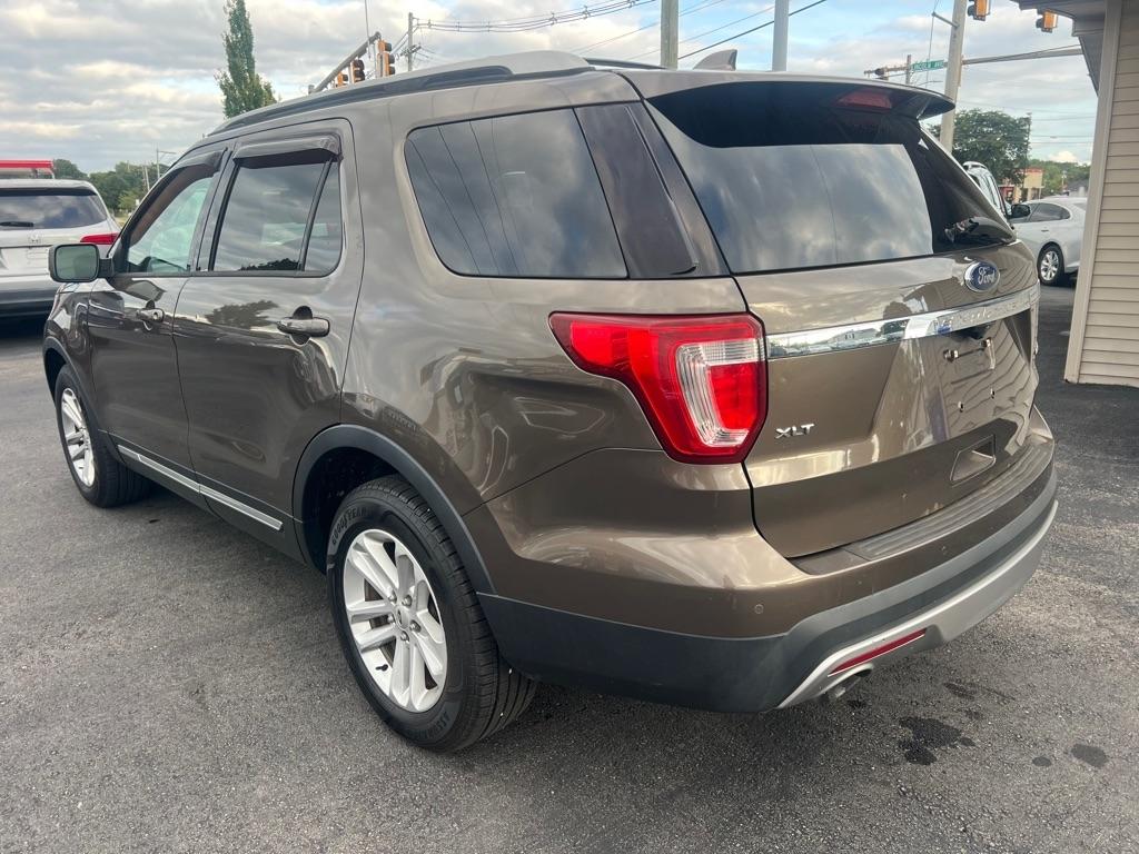Ford Explorer XLT FWD 2016
