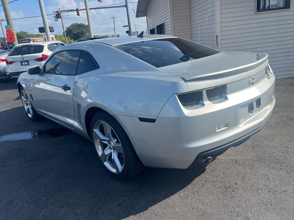 Chevrolet Camaro LS Coupe 2012