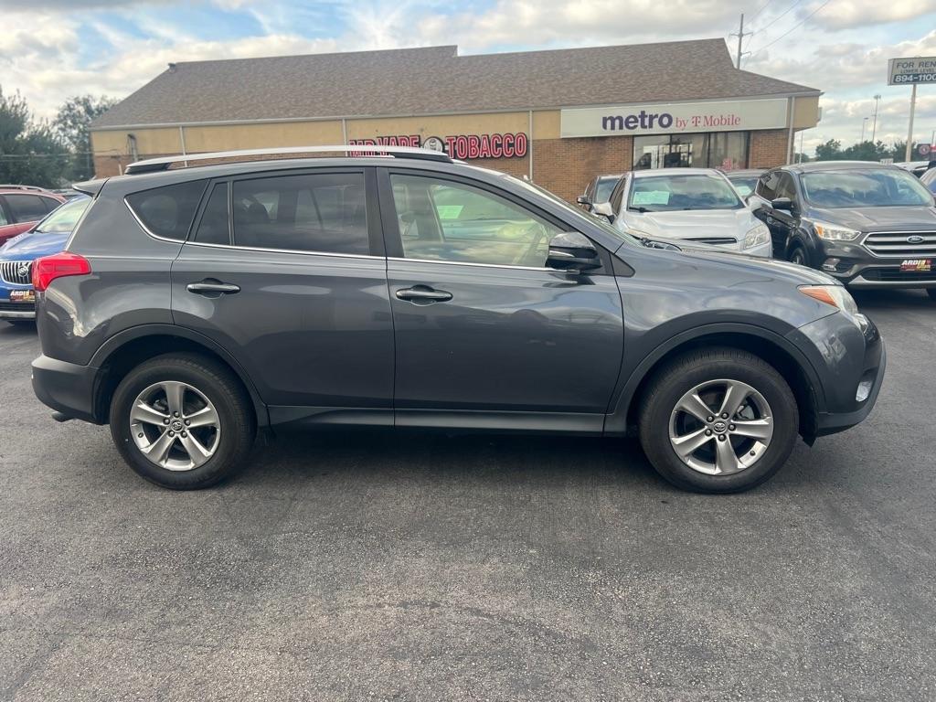 Toyota RAV4 XLE FWD 2015