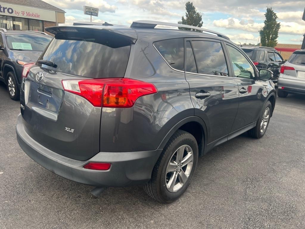 Toyota RAV4 XLE FWD 2015