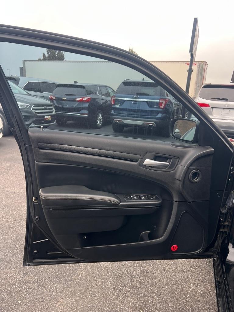 Chrysler 300 S V6 RWD 2014
