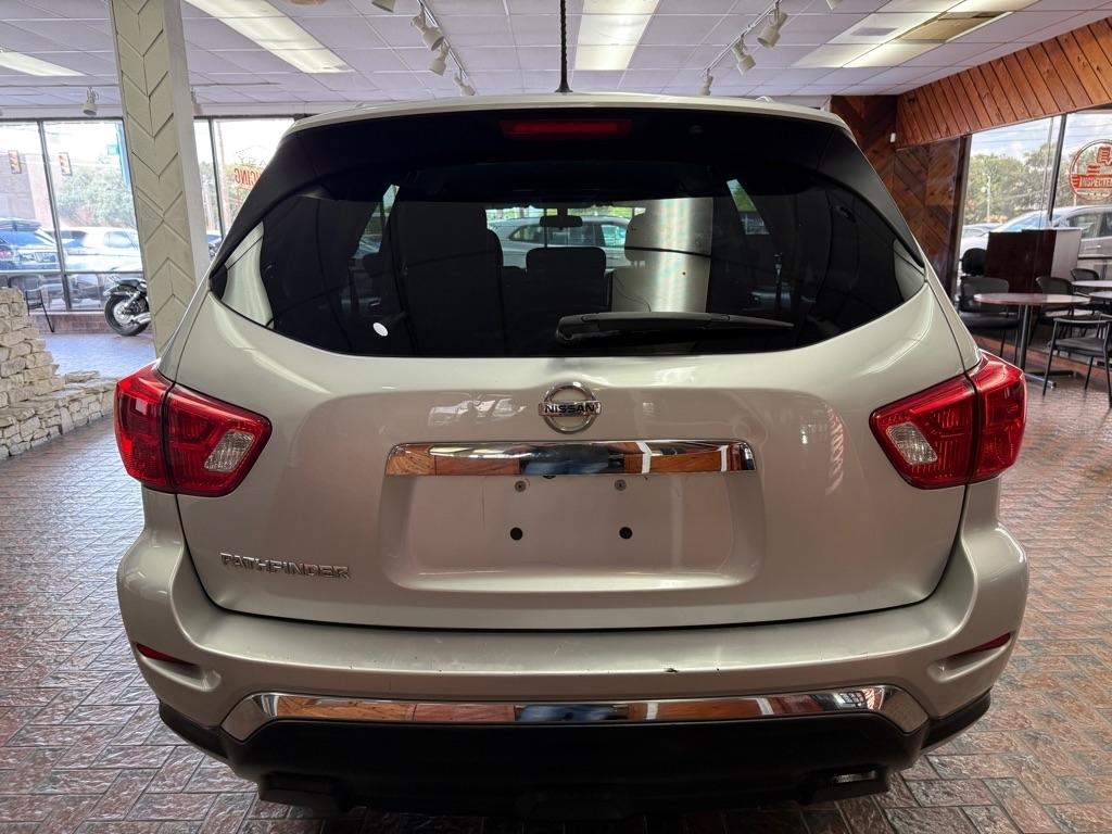 Nissan Pathfinder  2018