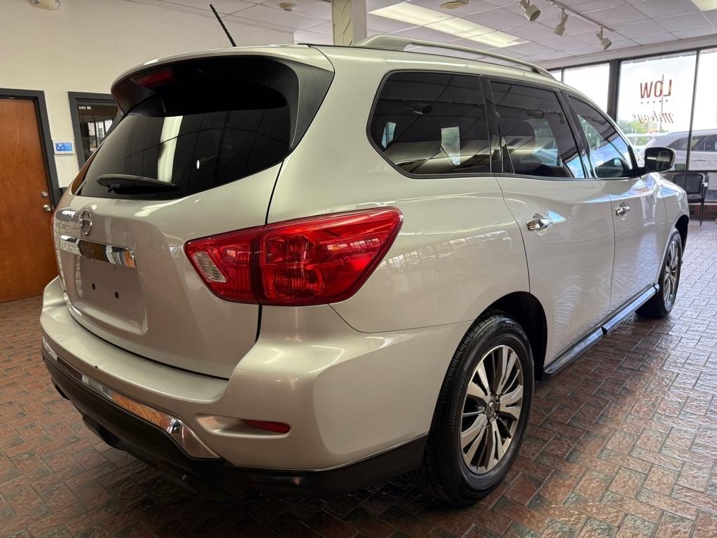 Nissan Pathfinder  2018