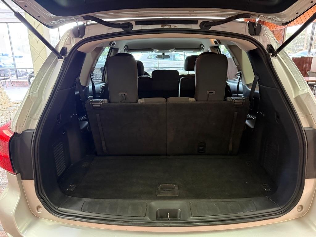 Nissan Pathfinder  2018