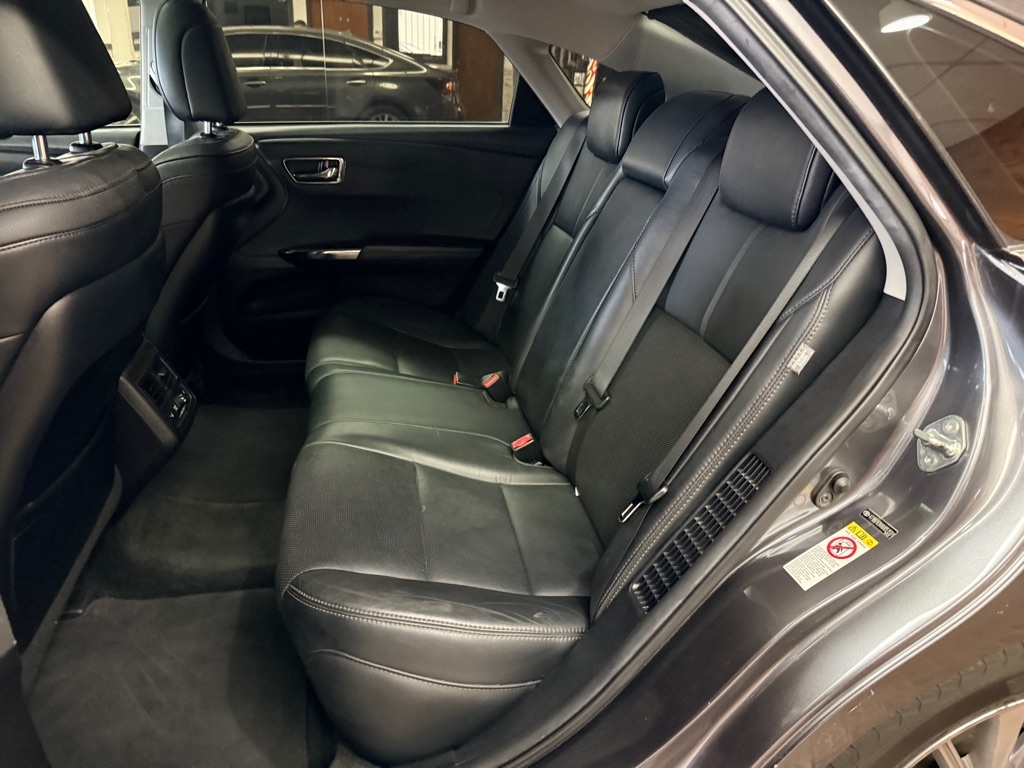 Toyota Avalon Hybrid  2016