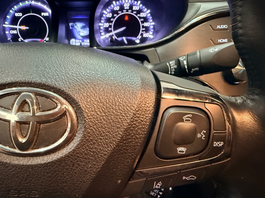 Toyota Avalon Hybrid  2016