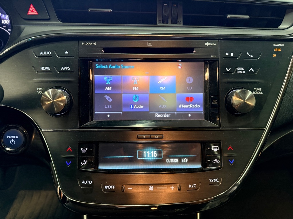 Toyota Avalon Hybrid  2016