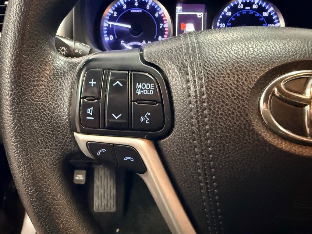 Toyota Highlander  2018