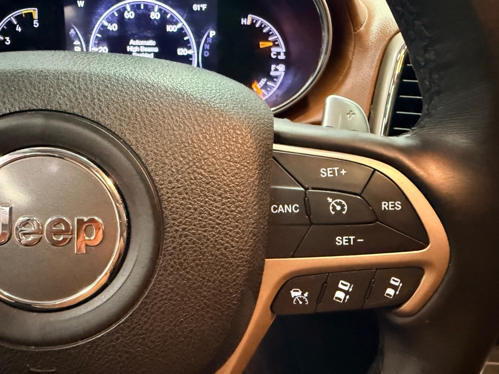 Jeep Grand Cherokee  2016