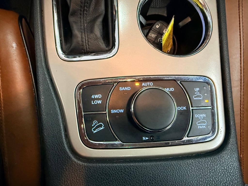 Jeep Grand Cherokee  2016