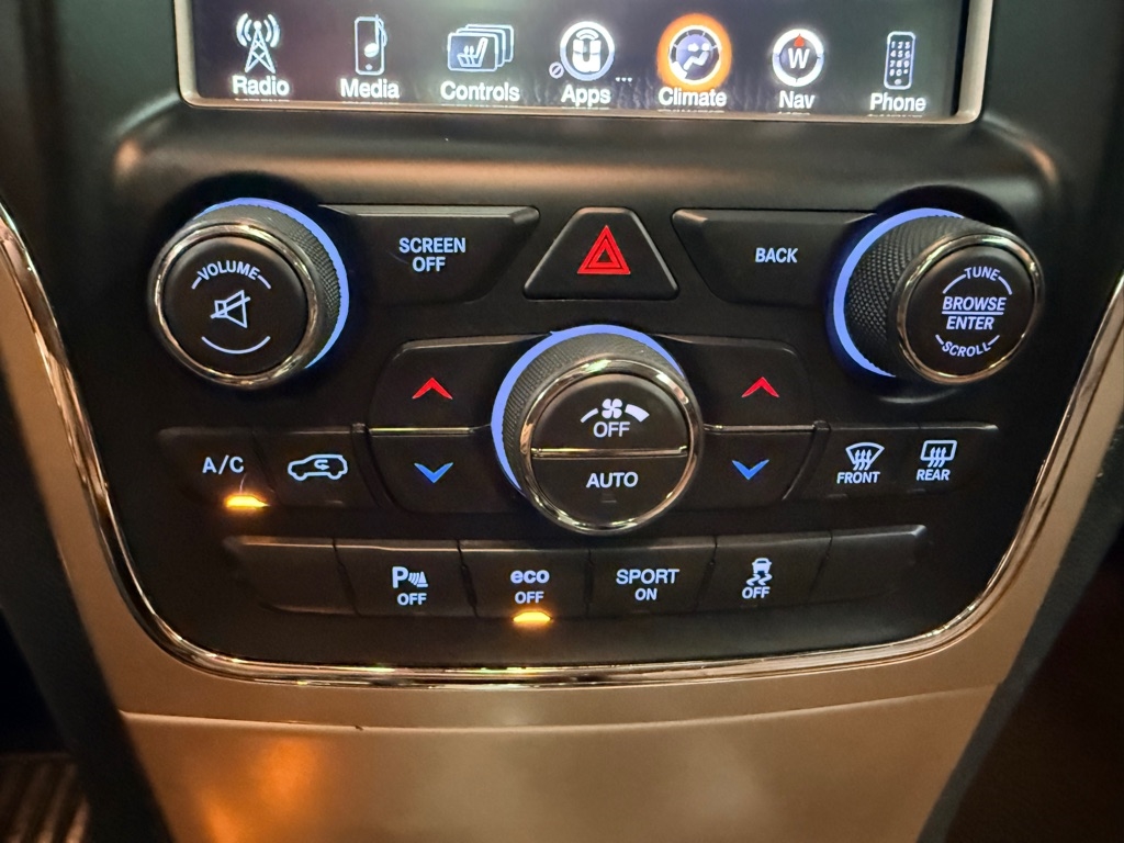 Jeep Grand Cherokee  2016