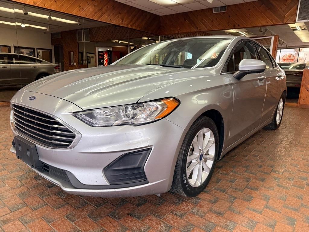 Ford Fusion Hybrid  2020