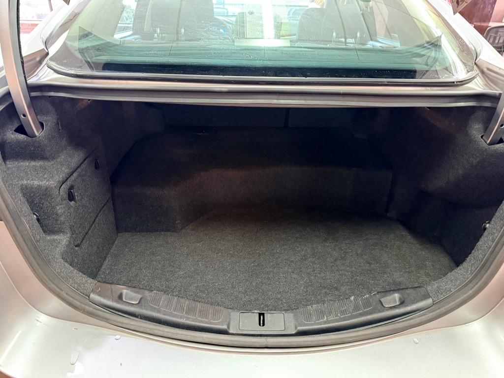 Ford Fusion Hybrid  2020