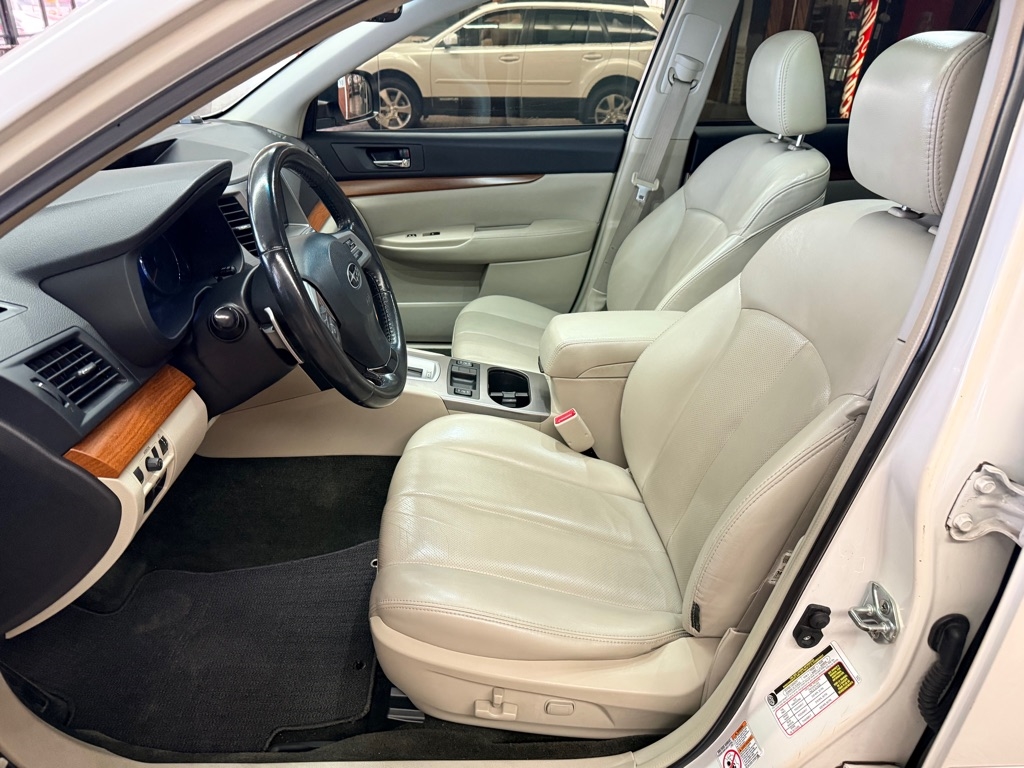 Subaru Outback 2.5i Limited 2013