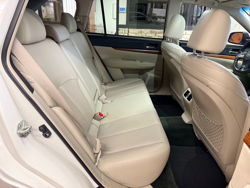 Subaru Outback 2.5i Limited 2013