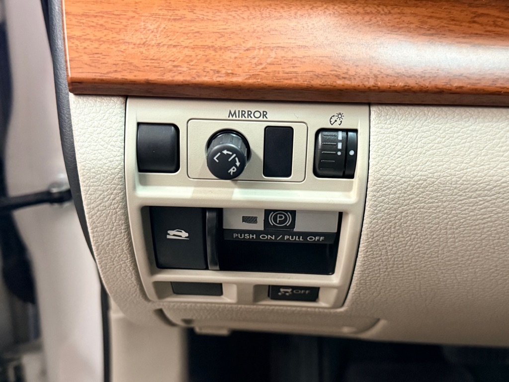 Subaru Outback 2.5i Limited 2013