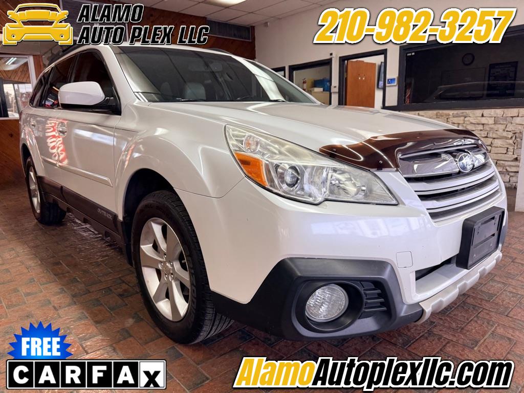 2013 Subaru Outback Limited's photo